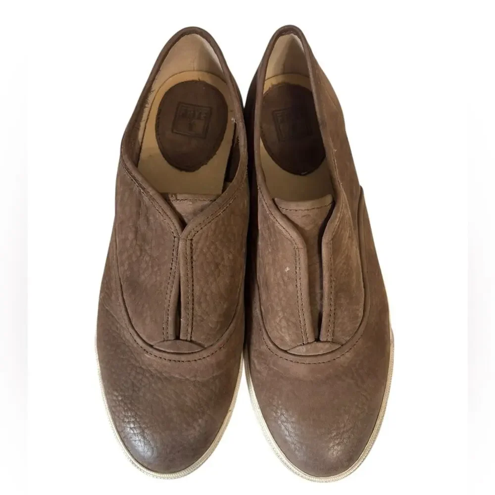 Frye Mindy Slip On Leather Loafer in Brown - Size 10